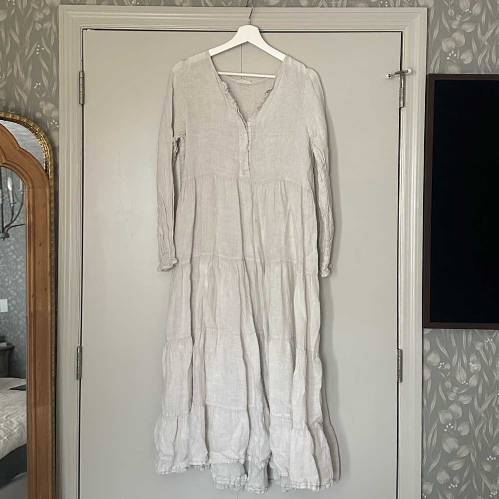 Elegant Cream Maxi Dress